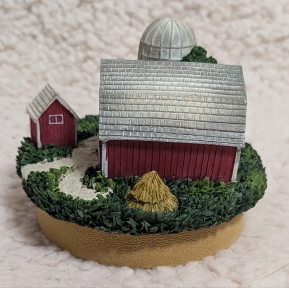 NWT Our America Gift Barn candle topper - Picture 2 of 7